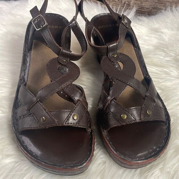 Dockers Leather Brown Strappy Sandals, Size 7M, Brown - Picture 1 of 9